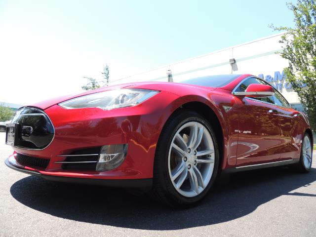 2014 Tesla Model S 85 / Leather / Heated seats / Panorama Roof / Navi - Photo 9 - Portland, OR 97217