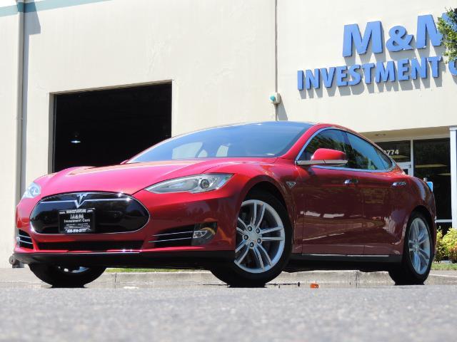 2014 Tesla Model S 85 / Leather / Heated seats / Panorama Roof / Navi - Photo 1 - Portland, OR 97217