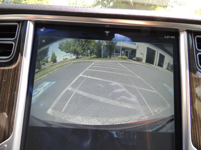 2014 Tesla Model S 85 / Leather / Heated seats / Panorama Roof / Navi - Photo 41 - Portland, OR 97217