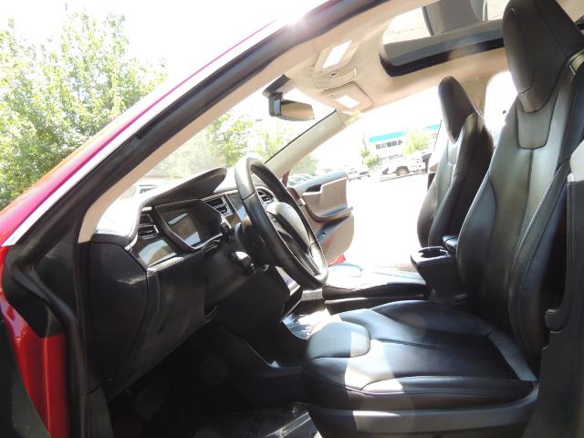 2014 Tesla Model S 85 / Leather / Heated seats / Panorama Roof / Navi - Photo 12 - Portland, OR 97217