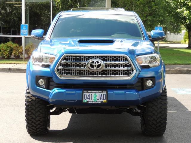 2016 Toyota Tacoma TRD Sport 4X4 / Navi / Long Bed / 14Kmile / LIFTED - Photo 5 - Portland, OR 97217