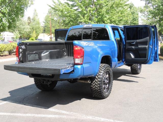 2016 Toyota Tacoma TRD Sport 4X4 / Navi / Long Bed / 14Kmile / LIFTED - Photo 37 - Portland, OR 97217