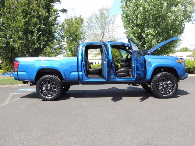 2016 Toyota Tacoma TRD Sport 4X4 / Navi / Long Bed / 14Kmile / LIFTED - Photo 22 - Portland, OR 97217