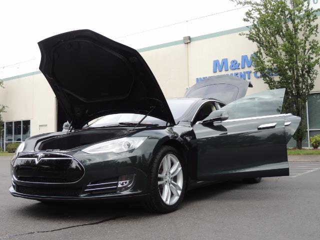 2013 Tesla Model S Tech Package / 5YR TESLA EXTENDED WARRANTY INCLUDE - Photo 25 - Portland, OR 97217