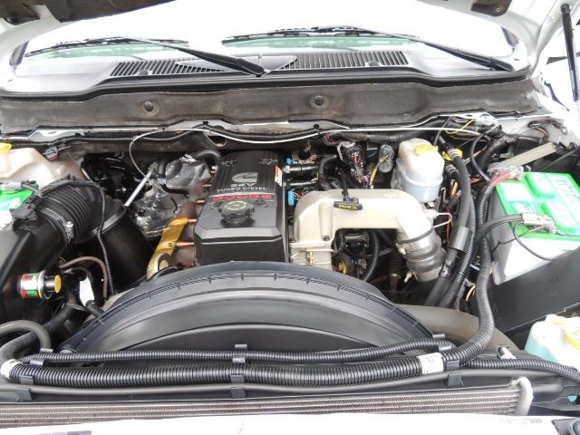 2006 Dodge Ram 3500 SLT 4dr Mega Cab / 4X4 / 5.9L DIESEL / 6-SPEED - Photo 34 - Portland, OR 97217