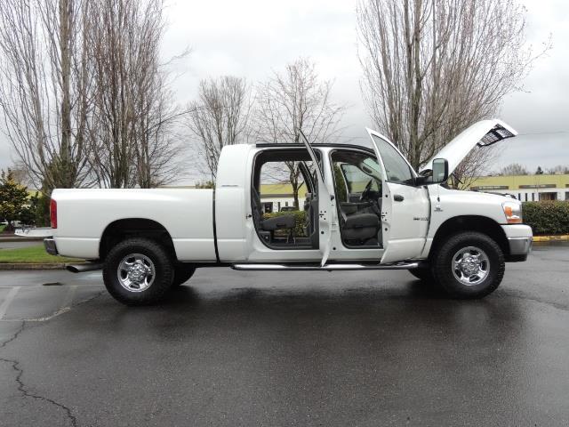 2006 Dodge Ram 3500 SLT 4dr Mega Cab / 4X4 / 5.9L DIESEL / 6-SPEED - Photo 30 - Portland, OR 97217