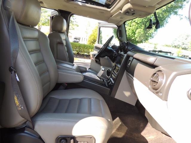 2005 Hummer H2 SUT Sport Utility Pickup 4DR / 4X4 / LIFTED - Photo 18 - Portland, OR 97217