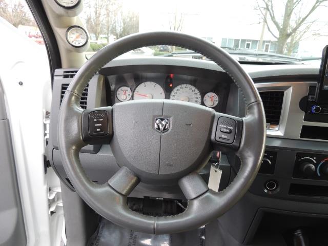 2007 Dodge Ram 3500 DUALLY 4X4 Mega Cab / 5.9 DIESEL / 6-Speed LIFTED - Photo 36 - Portland, OR 97217