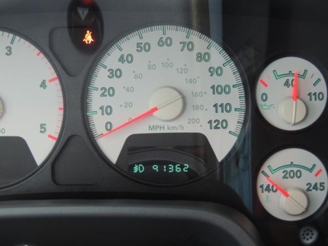 2007 Dodge Ram 3500 DUALLY 4X4 Mega Cab / 5.9 DIESEL / 6-Speed LIFTED - Photo 38 - Portland, OR 97217