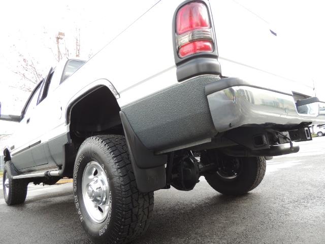 2002 Dodge Ram 2500 SLT Plus 4dr / 4X4 / 5.9L DIESEL HIGHOUTPUT/ 6-SPD - Photo 44 - Portland, OR 97217