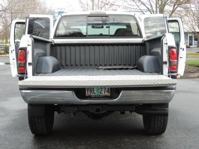 2002 Dodge Ram 2500 SLT Plus 4dr / 4X4 / 5.9L DIESEL HIGHOUTPUT/ 6-SPD - Photo 24 - Portland, OR 97217
