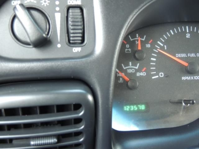 2002 Dodge Ram 2500 SLT Plus 4dr / 4X4 / 5.9L DIESEL HIGHOUTPUT/ 6-SPD - Photo 41 - Portland, OR 97217