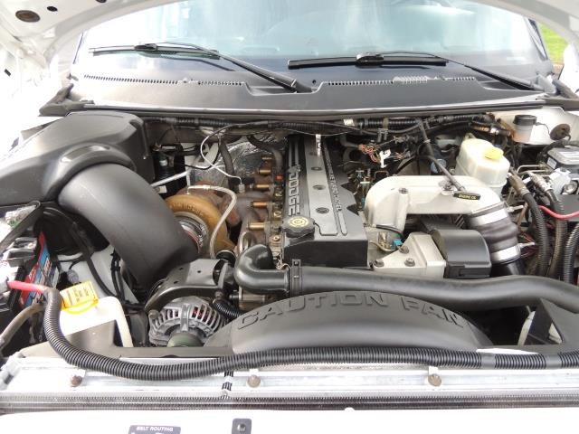 2002 Dodge Ram 2500 SLT Plus 4dr / 4X4 / 5.9L DIESEL HIGHOUTPUT/ 6-SPD - Photo 31 - Portland, OR 97217