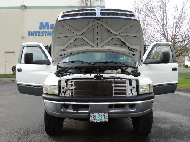 2002 Dodge Ram 2500 SLT Plus 4dr / 4X4 / 5.9L DIESEL HIGHOUTPUT/ 6-SPD - Photo 30 - Portland, OR 97217