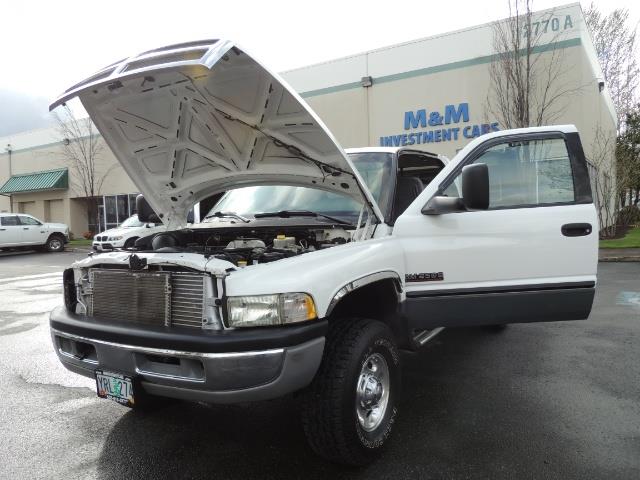 2002 Dodge Ram 2500 SLT Plus 4dr / 4X4 / 5.9L DIESEL HIGHOUTPUT/ 6-SPD - Photo 25 - Portland, OR 97217