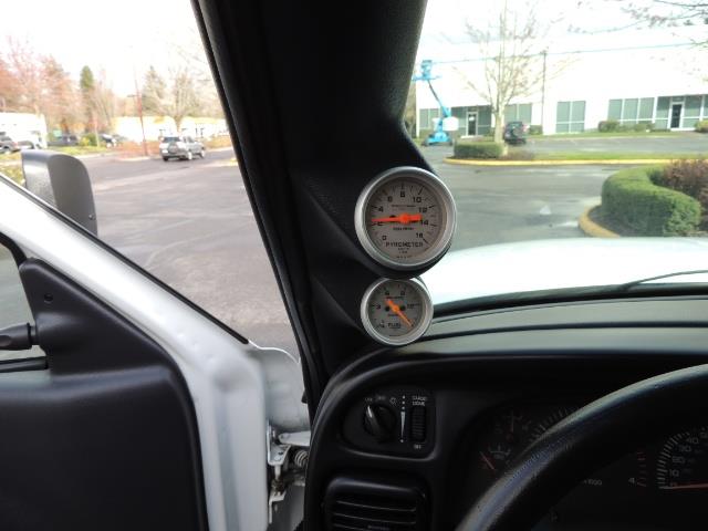 2002 Dodge Ram 2500 SLT Plus 4dr / 4X4 / 5.9L DIESEL HIGHOUTPUT/ 6-SPD - Photo 21 - Portland, OR 97217