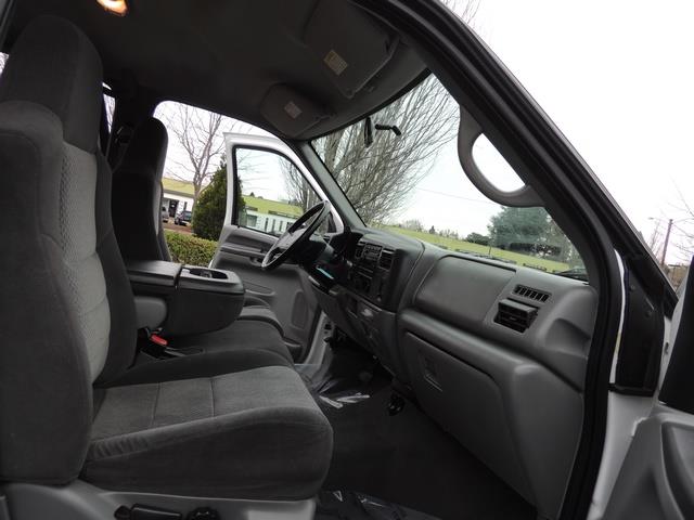 2002 Ford F-350 Super Duty XLT / 4X4 / 7.3L DIESEL / 110K MILES - Photo 17 - Portland, OR 97217