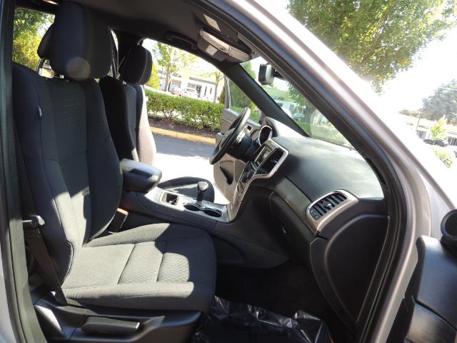 2015 Jeep Grand Cherokee Laredo / 4WD / 18K miles / LIFTED LIFTED - Photo 17 - Portland, OR 97217