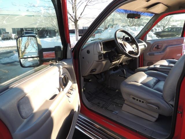 1995 GMC Sierra 3500 4X4 DUALLY / Long Bed / TURBO DIESEL / 122K MIles - Photo 13 - Portland, OR 97217