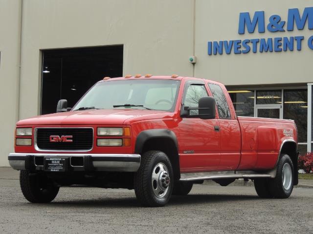1995 GMC Sierra 3500 4X4 DUALLY / Long Bed / TURBO DIESEL / 122K MIles - Photo 1 - Portland, OR 97217