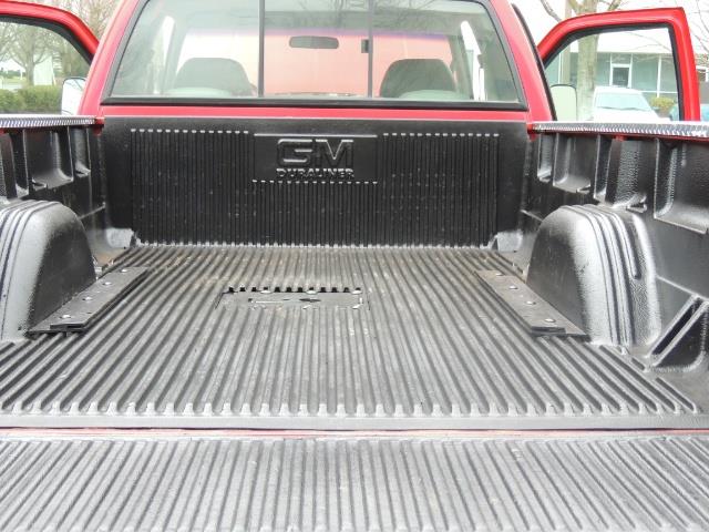 1995 GMC Sierra 3500 4X4 DUALLY / Long Bed / TURBO DIESEL / 122K MIles - Photo 27 - Portland, OR 97217