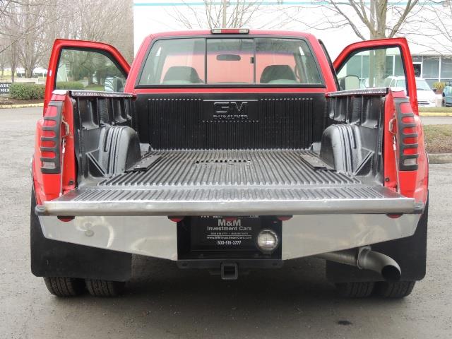 1995 GMC Sierra 3500 4X4 DUALLY / Long Bed / TURBO DIESEL / 122K MIles - Photo 22 - Portland, OR 97217