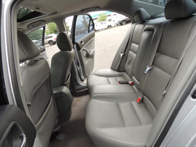2004 Acura TSX w/Navi / Leather / Heated seats / Sunroof - Photo 15 - Portland, OR 97217