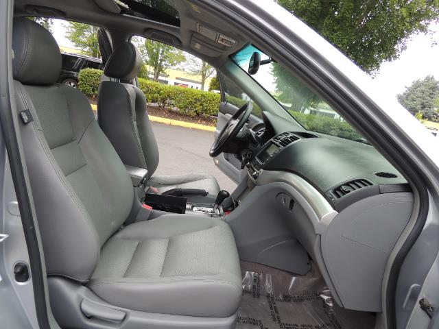 2004 Acura TSX w/Navi / Leather / Heated seats / Sunroof - Photo 17 - Portland, OR 97217