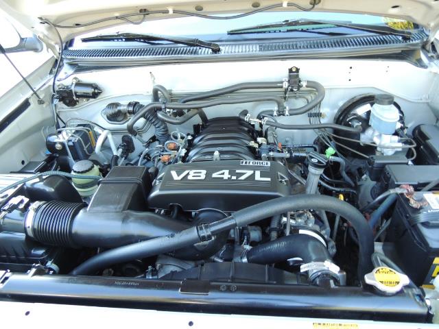 2005 Toyota Sequoia Limited 4WD /8 Seats/DVDs/Fresh Timing Belt LIFTED - Photo 22 - Portland, OR 97217
