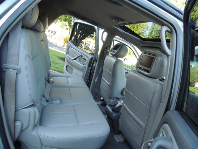 2005 Toyota Sequoia Limited 4WD /8 Seats/DVDs/Fresh Timing Belt LIFTED - Photo 17 - Portland, OR 97217