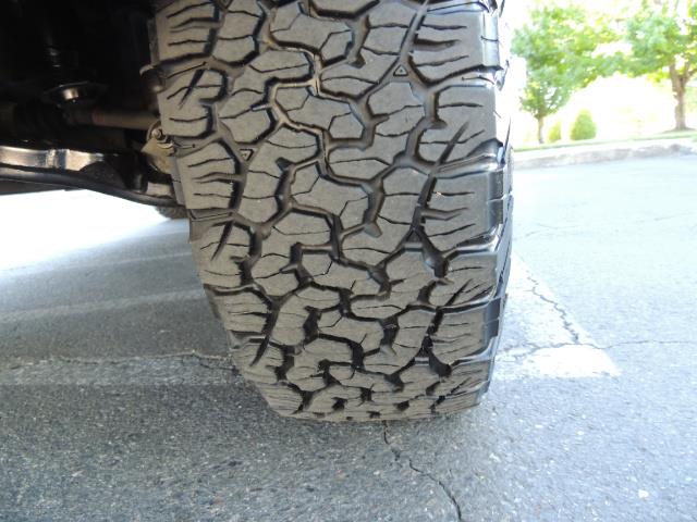 2005 Toyota Sequoia Limited 4WD /8 Seats/DVDs/Fresh Timing Belt LIFTED - Photo 24 - Portland, OR 97217