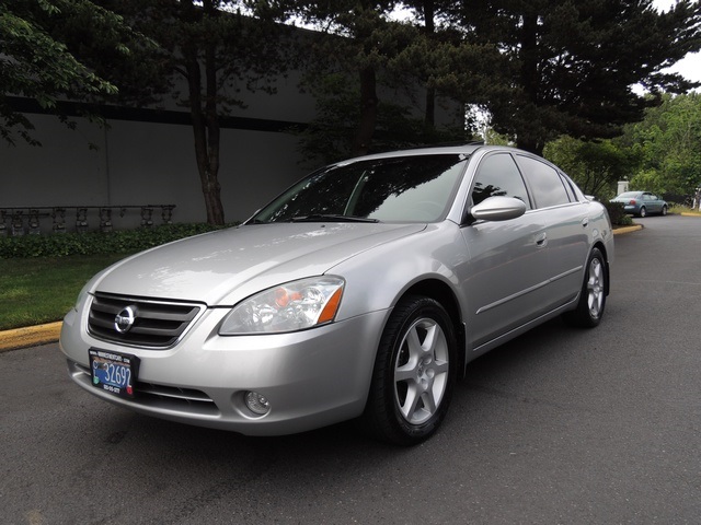 Used nissan altima with moonroof