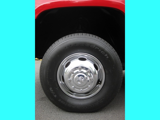 2001 Dodge Ram 3500 SLT Plus/5.9L Turbo Diesel/4X4/DUALLY - Photo 35 - Portland, OR 97217