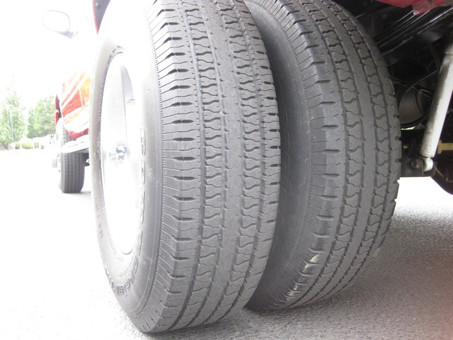 2001 Dodge Ram 3500 SLT Plus/5.9L Turbo Diesel/4X4/DUALLY - Photo 37 - Portland, OR 97217