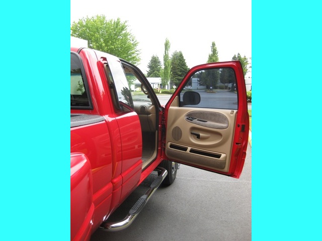 2001 Dodge Ram 3500 SLT Plus/5.9L Turbo Diesel/4X4/DUALLY - Photo 23 - Portland, OR 97217