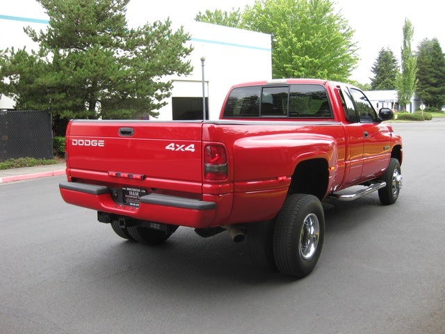 2001 Dodge Ram 3500 SLT Plus/5.9L Turbo Diesel/4X4/DUALLY - Photo 5 - Portland, OR 97217