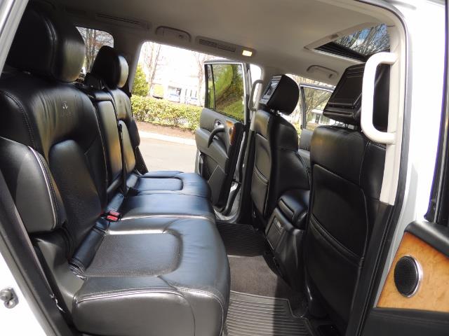 2011 Infiniti QX56 NAVi / DVDs / 8-passenger / LOADED / PRISTINE ! - Photo 17 - Portland, OR 97217