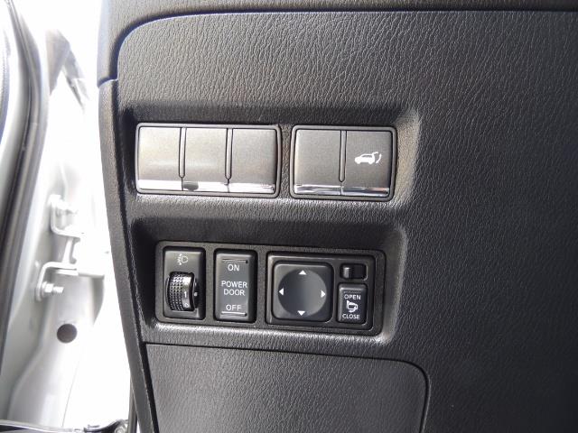 2011 Infiniti QX56 NAVi / DVDs / 8-passenger / LOADED / PRISTINE ! - Photo 44 - Portland, OR 97217