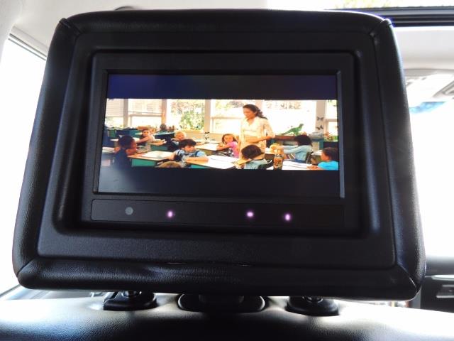 2011 Infiniti QX56 NAVi / DVDs / 8-passenger / LOADED / PRISTINE ! - Photo 50 - Portland, OR 97217