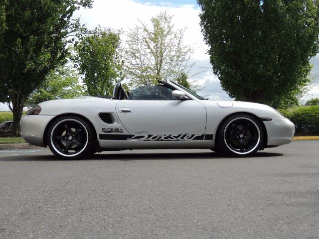 2001 Porsche Boxster Convertible / 5-SPEED MANUAL / LOW MILES - Photo 12 - Portland, OR 97217