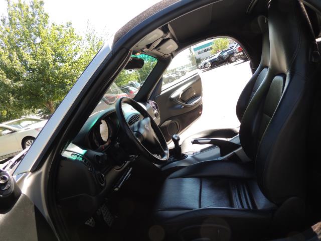 2001 Porsche Boxster Convertible / 5-SPEED MANUAL / LOW MILES - Photo 14 - Portland, OR 97217