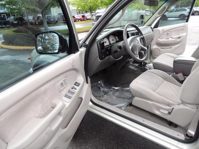2004 Toyota Tacoma SR5 V6 4dr Double Cab / 4X4 / TRD OFF RD / LIFTED - Photo 13 - Portland, OR 97217