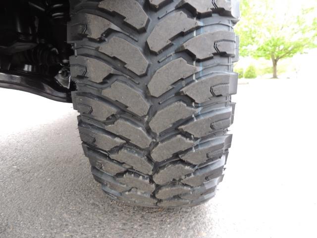 2003 Toyota Tacoma SR5 V6 / 4X4 /TRD OFF RD REAR DIFF LOCKS / LIFTED - Photo 22 - Portland, OR 97217