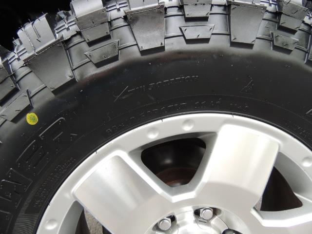 2003 Toyota Tacoma SR5 V6 / 4X4 /TRD OFF RD REAR DIFF LOCKS / LIFTED - Photo 42 - Portland, OR 97217