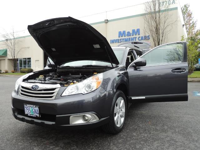 2012 Subaru Outback 2.5i Premium Wagon / ALL WHEEL DRIVE / LOW MILES - Photo 38 - Portland, OR 97217