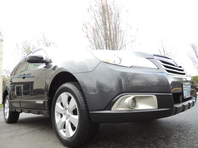 2012 Subaru Outback 2.5i Premium Wagon / ALL WHEEL DRIVE / LOW MILES - Photo 10 - Portland, OR 97217