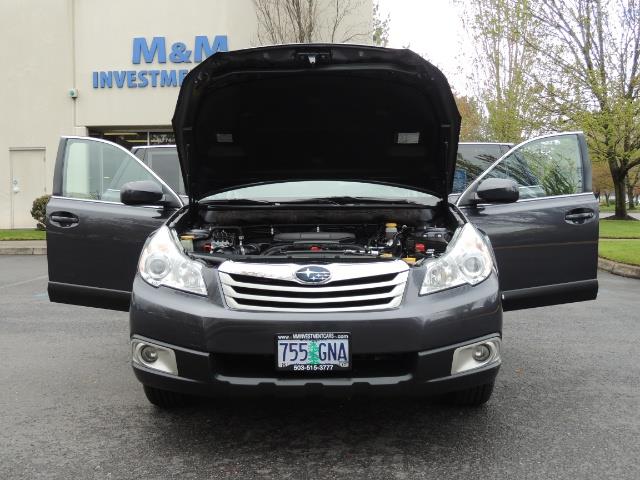 2012 Subaru Outback 2.5i Premium Wagon / ALL WHEEL DRIVE / LOW MILES - Photo 36 - Portland, OR 97217