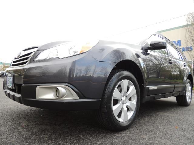 2012 Subaru Outback 2.5i Premium Wagon / ALL WHEEL DRIVE / LOW MILES - Photo 9 - Portland, OR 97217
