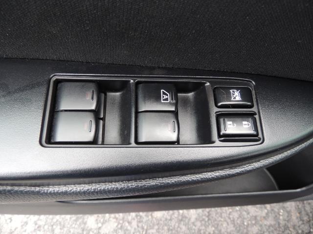 2012 Subaru Outback 2.5i Premium Wagon / ALL WHEEL DRIVE / LOW MILES - Photo 31 - Portland, OR 97217