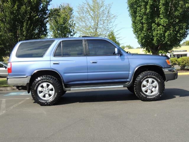 2000 Toyota 4Runner SR5 4dr 4WD 3.4L 6Cyl LIFTED 33 " Mud Tires - Photo 3 - Portland, OR 97217